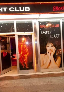 Striptease Club Broken Heart Split