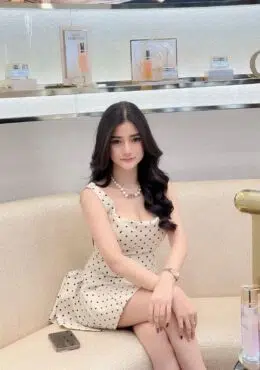 Cindy Vivian Escort By Dragon