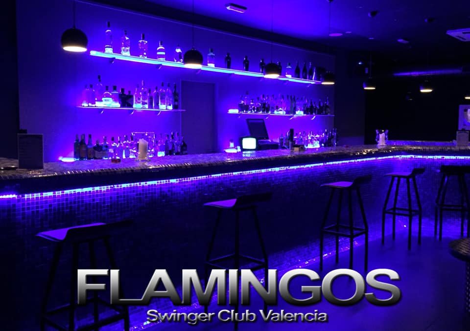Flamingos Swingers Club pic pic