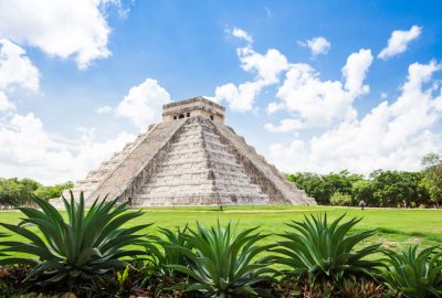 Temple of Kukulcan in Chichen Itza, Cancun